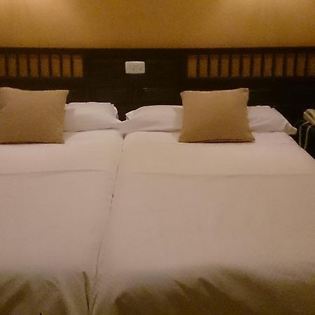 Hostal Residencia Avenida Cuenca  Eksteriør billede