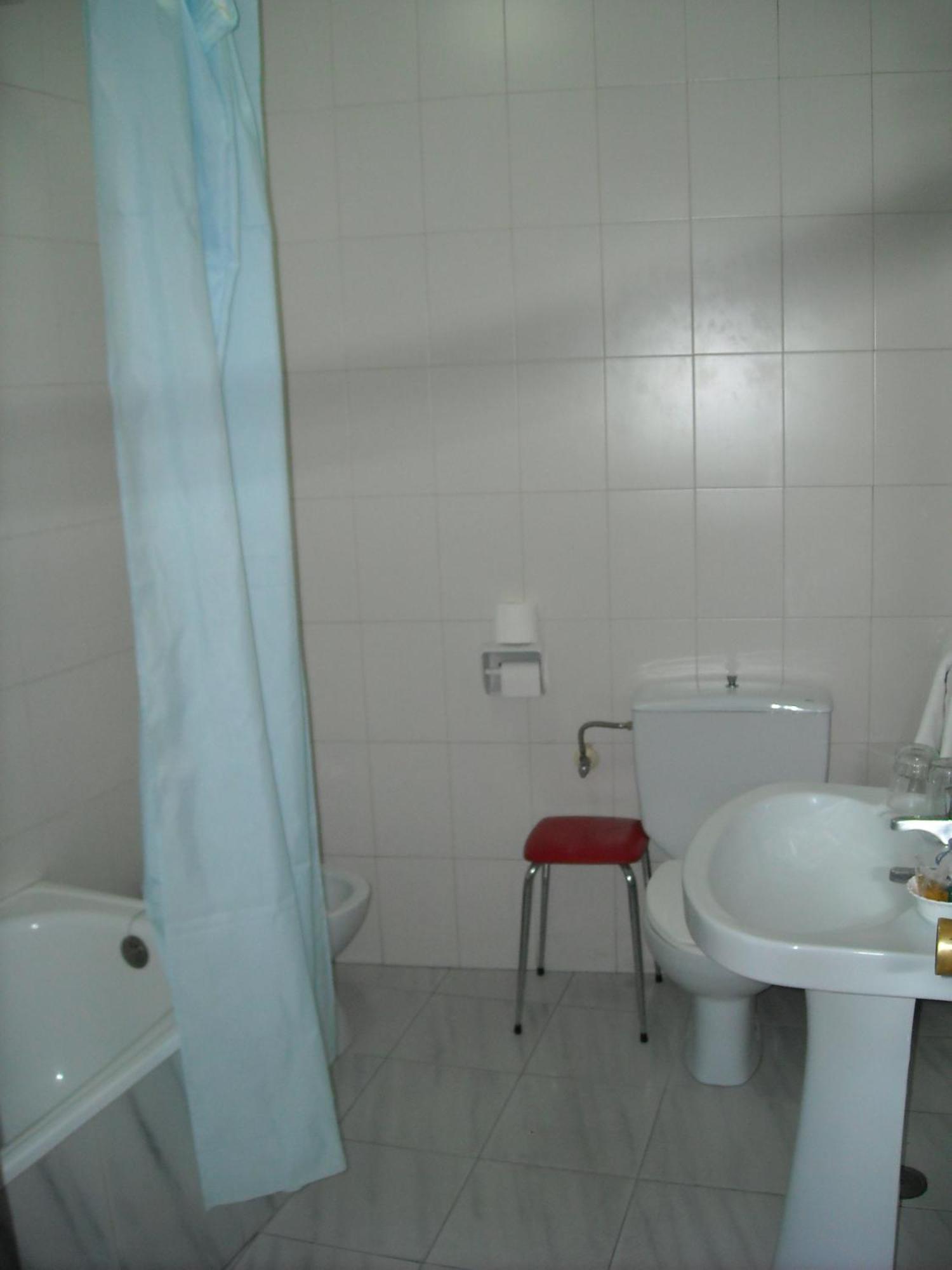 Hostal Residencia Avenida Cuenca  Eksteriør billede